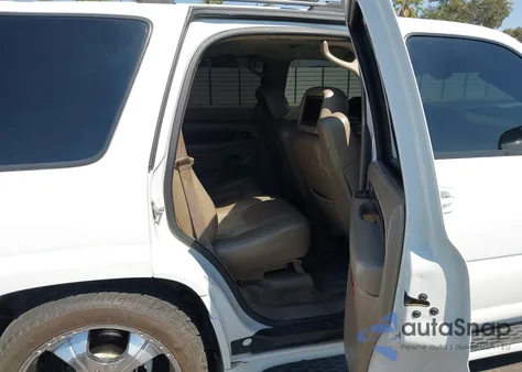 2004 GMC Yukon Denali z USA, uszkodzony, nr VIN 1GKEK63U44J251805